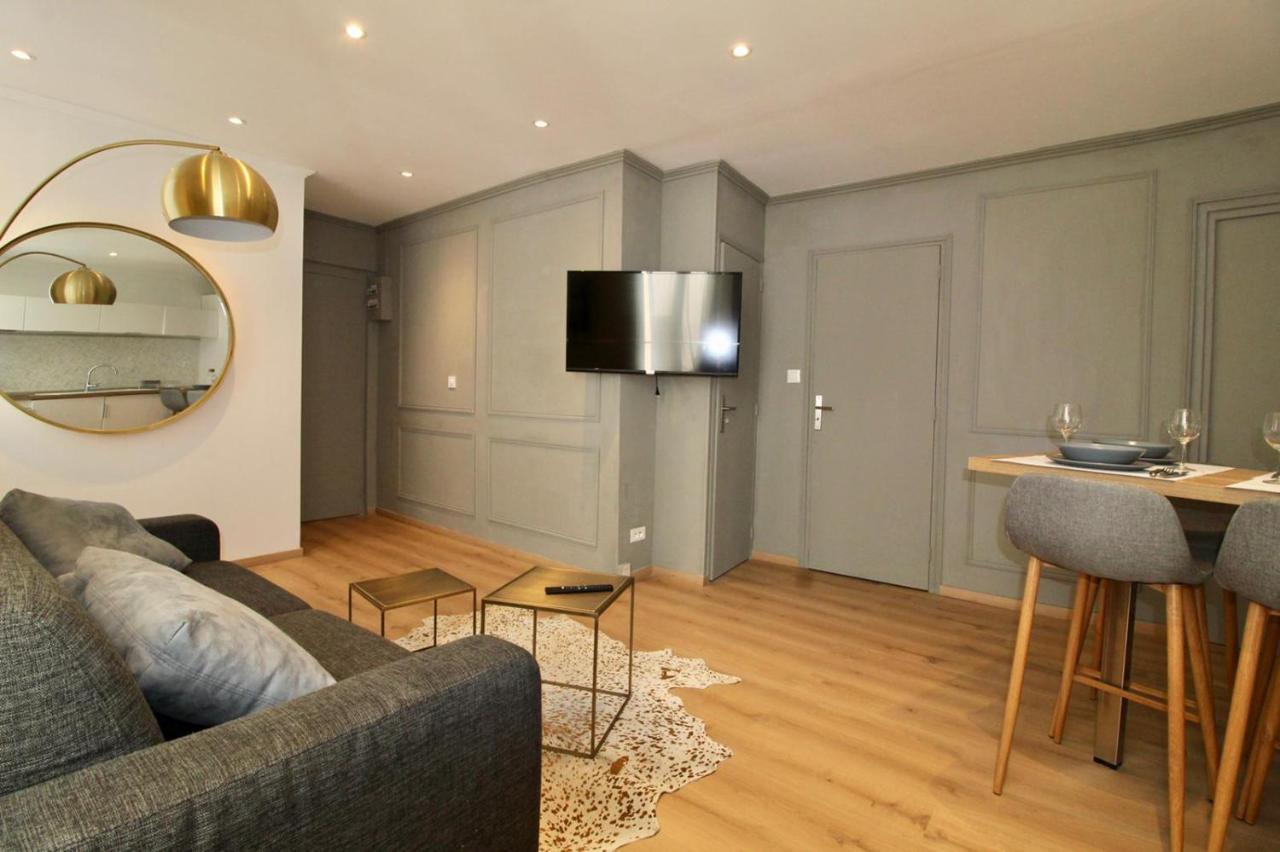 Lovely Apartment Heart Of Golden Square Fiber Wifi Nice Exterior foto